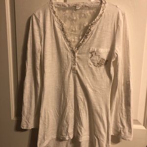 White long sleeve blouse